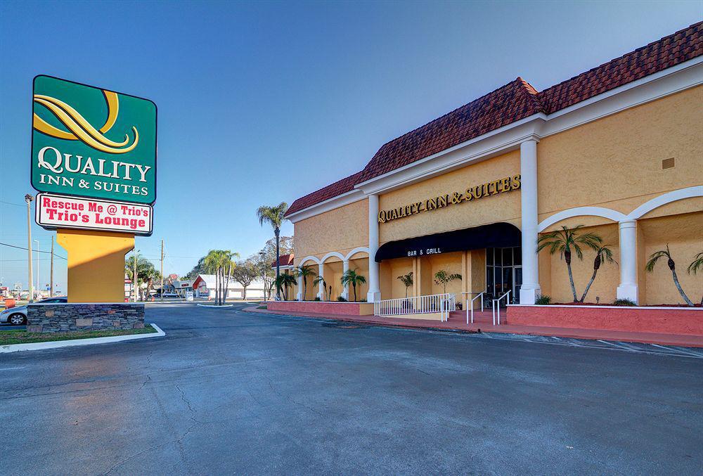 Quality Inn & Suites Conference Center New Port Richey Exterior foto